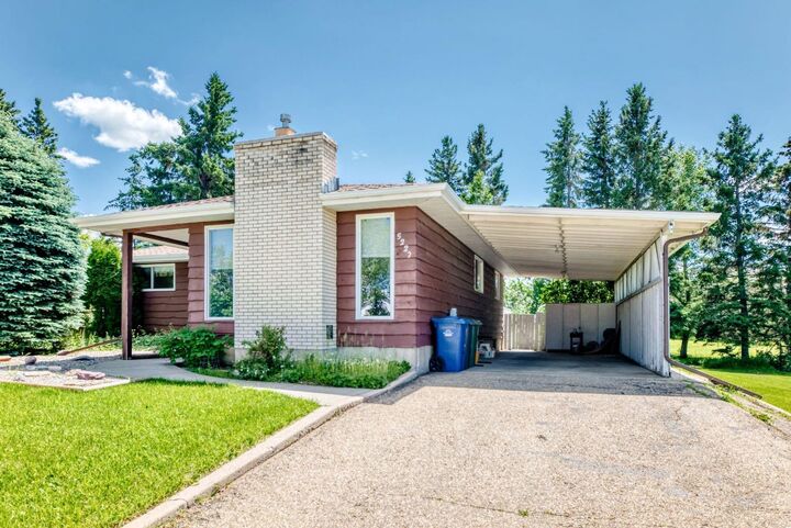 Property Photo: 5227 37 Street AB T4G 1E4