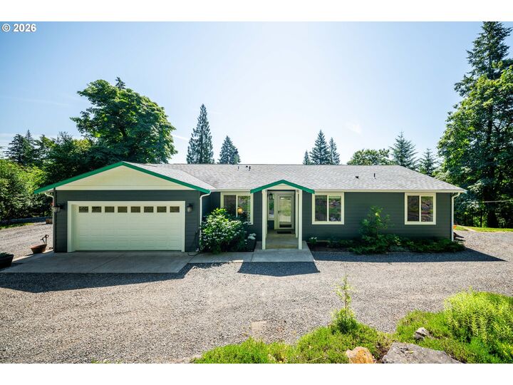 Property Photo: 321 Upland Rd WA 98671