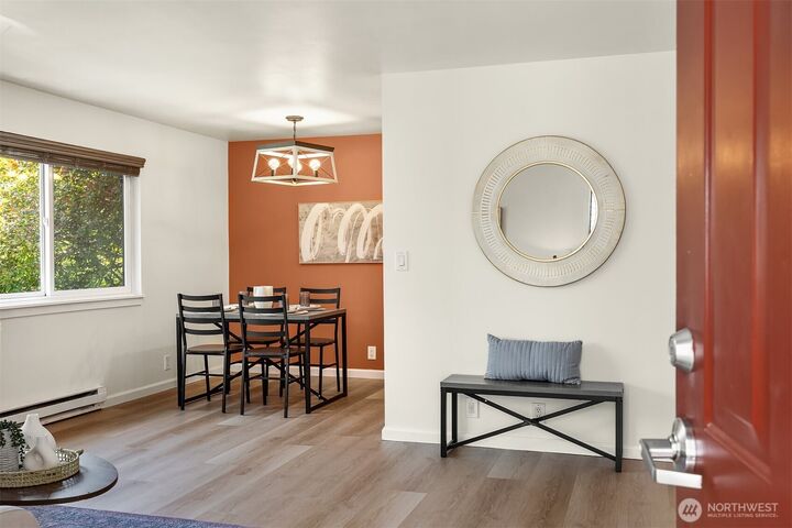Property Photo:  4111  Whitman Avenue N 205  WA 98103 