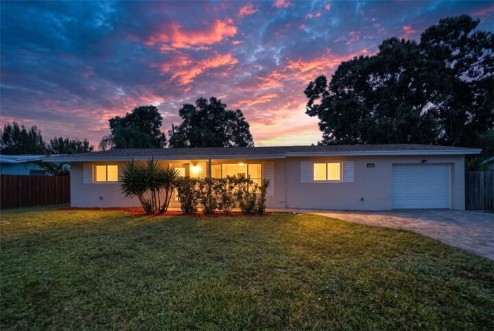 Property Photo:  1956 1st Place SW  FL 32962 