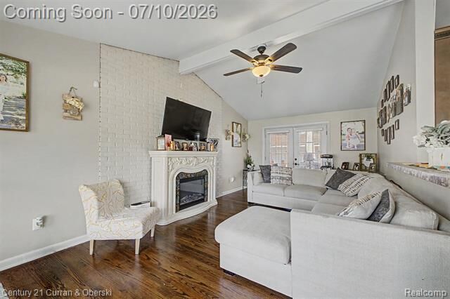 Property Photo:  1596 W 13 Mile Road  MI 48071 