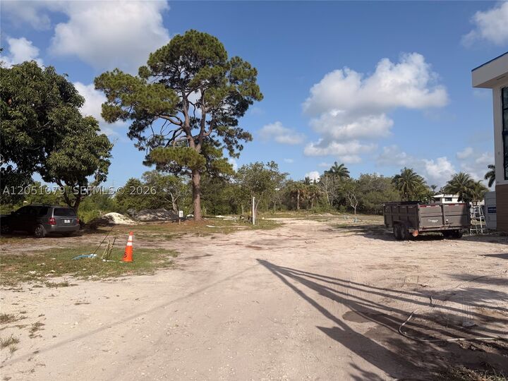 Property Photo:  1417 Florian Dr  FL 33004 