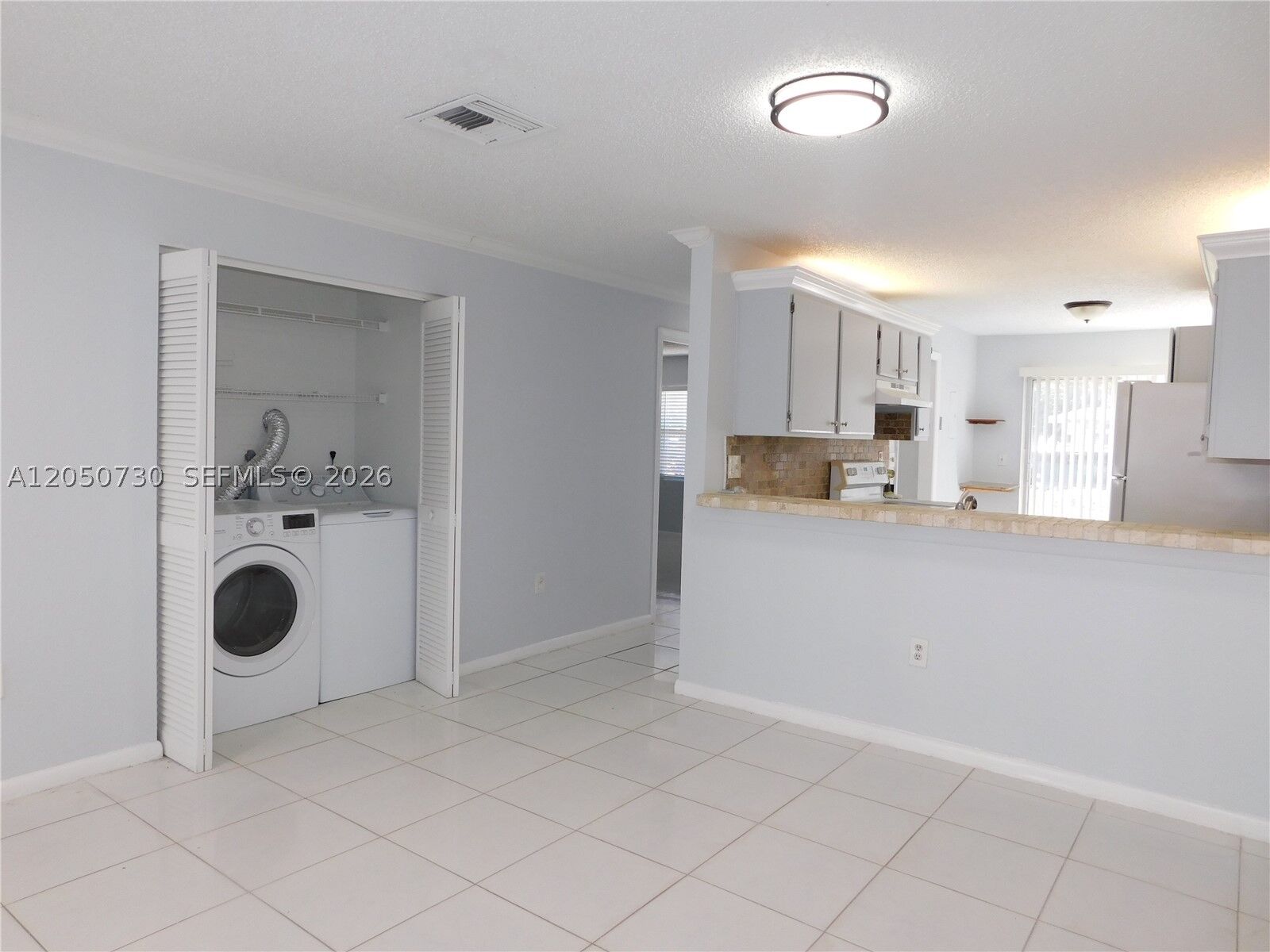 Property Photo: 899 Crystal Lake Dr 899 FL 33064