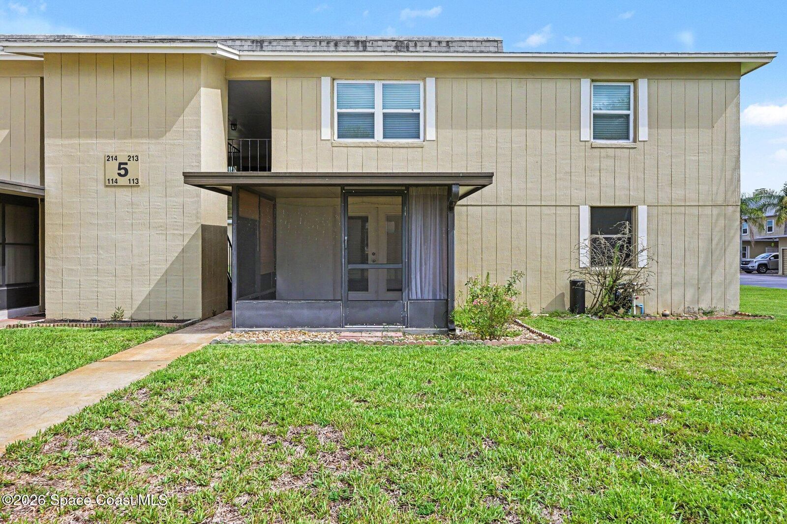 Property Photo: 4304 London Town Road S FL 32796
