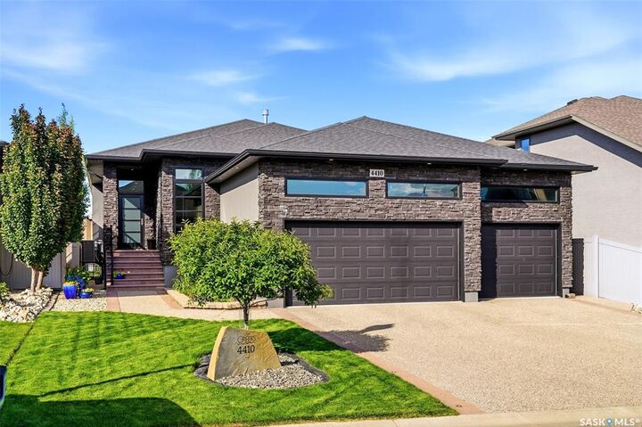 Property Photo: 4410 Sage Crescent E SK S4V 3H7