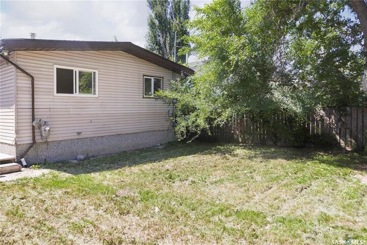 Photo de la propriété:  1450 15th Street W  SK S6V 3T1 