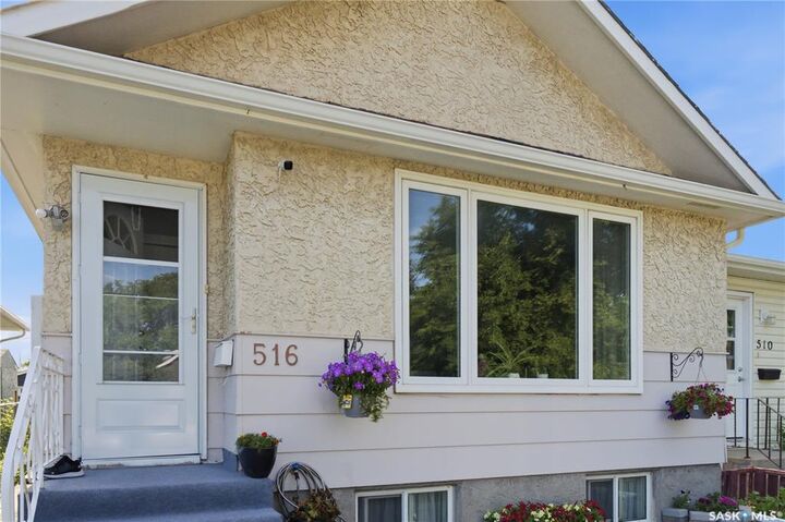 Property Photo: 516 Hamilton Street SK S4R 2A9