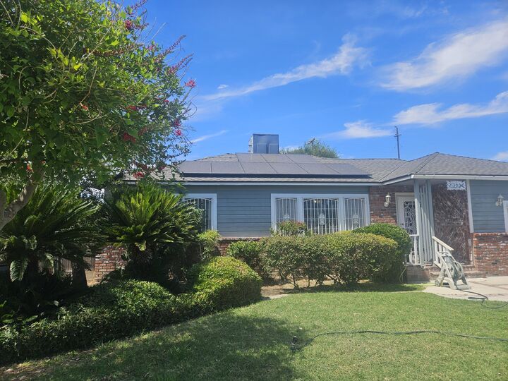 Property Photo: 2130 Floral Avenue CA 93662