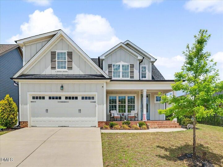 Property Photo: 2907 Meadow Bluffs Way NC 27526