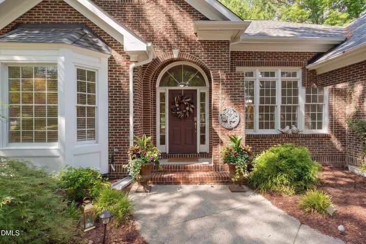Property Photo: 2101 Chicora Wood Drive NC 27606