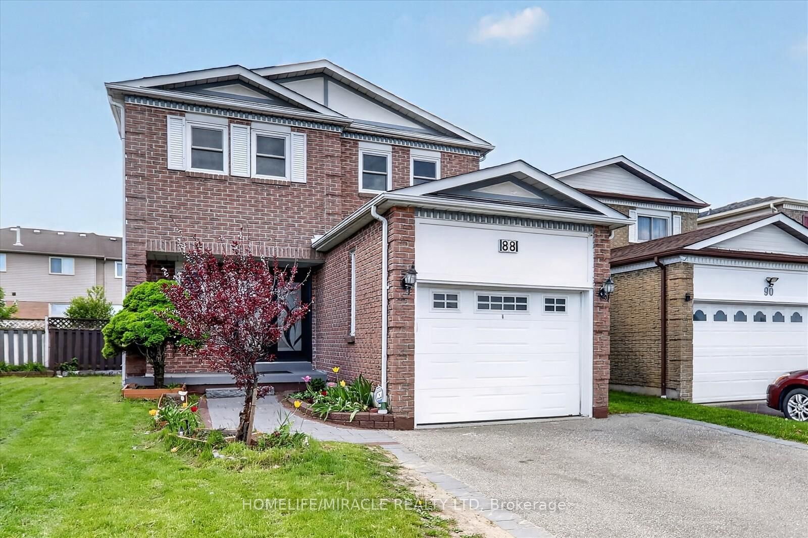 Property Photo:  88 Reed Drive  ON L1S 6T6 