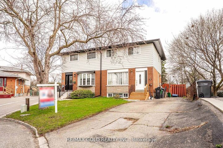 Property Photo: 9 Mordon Court ON L6V 2B5