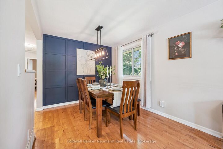 Property Photo:  175 Woodville Place  ON N2L 4W8 