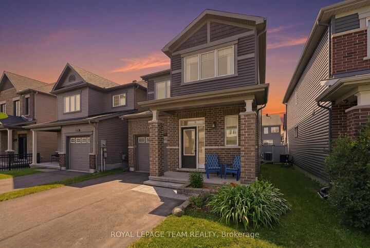 Property Photo:  262 Hepatica Way  ON K4A 0Y9 