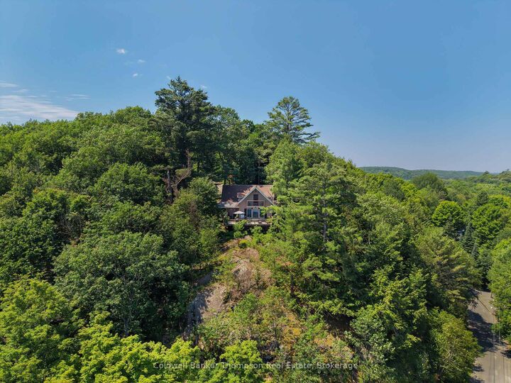 Property Photo:  300 South Drive  ON P1H 2J2 