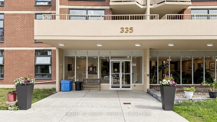 Property Photo:  335 Driftwood Avenue 1201  ON M3N 2P3 