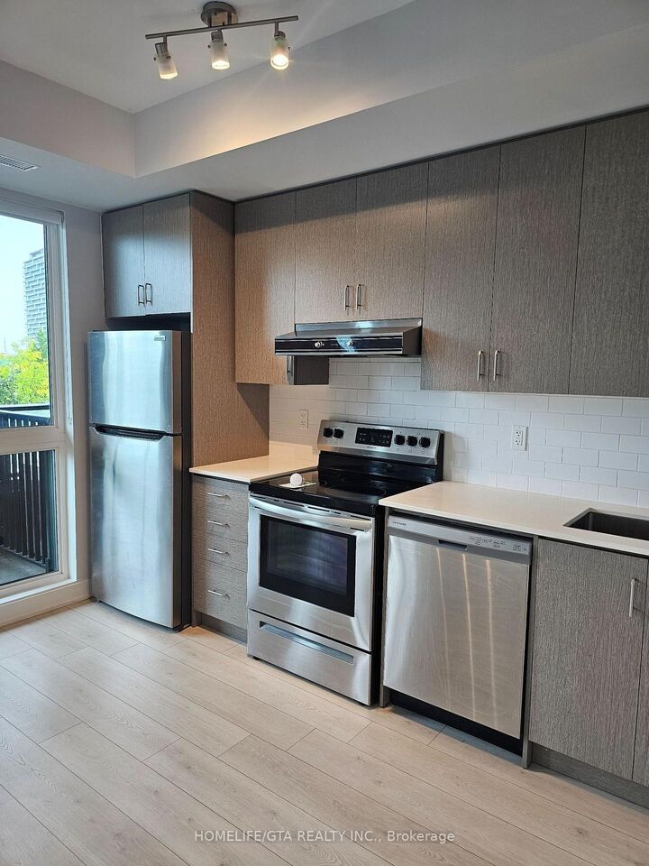 Property Photo:  1709 Bur Oak Avenue 201A  ON L6E 0V7 