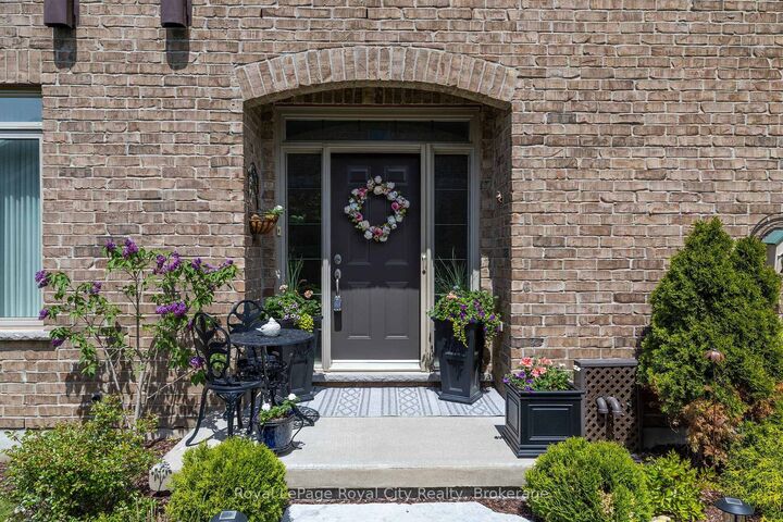 Property Photo: 129 Millview Court ON N0B 2K0