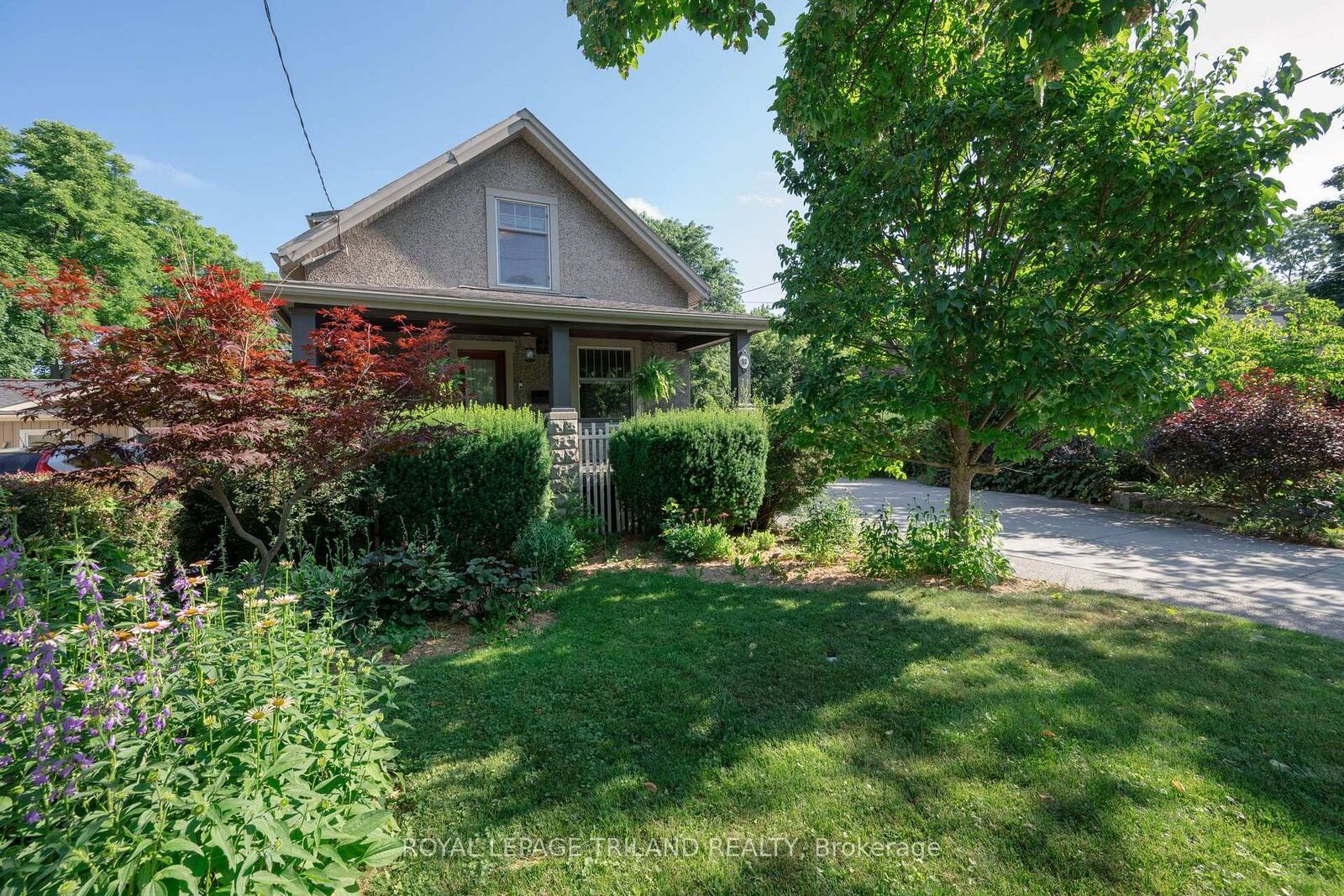 Property Photo: 52 Emery Street E ON N6C 2C8