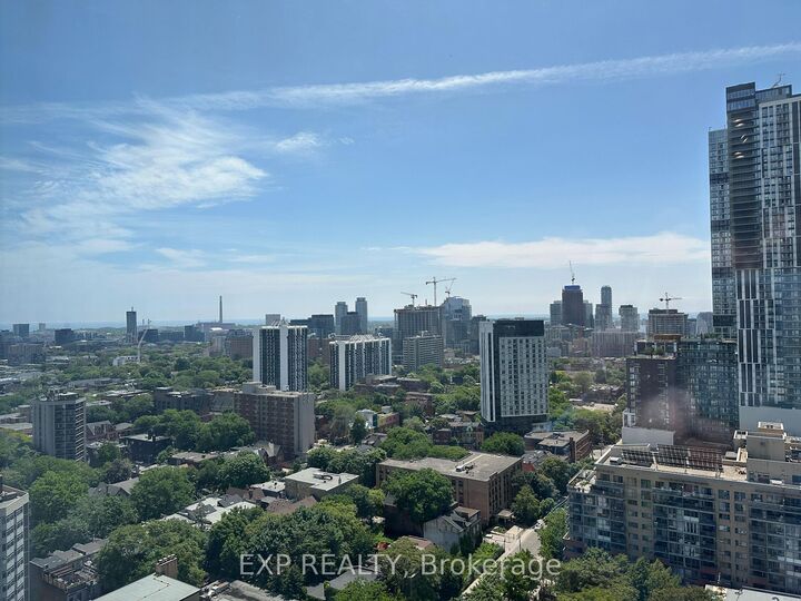 Property Photo: 319 Jarvis Street 2517 ON M5B 0C8