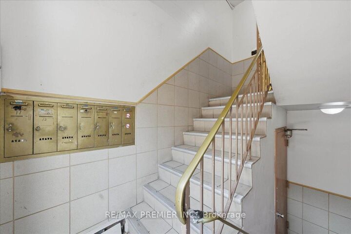 Property Photo: 214 Wentworth Street S ON L8N 2Z4