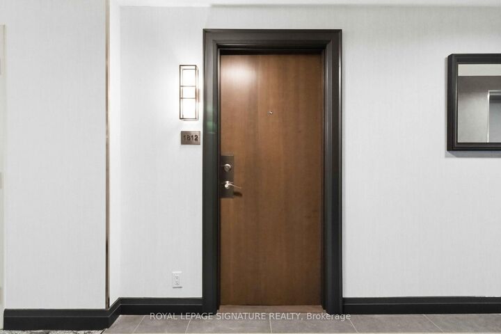 Property Photo:  185 Legion Road N 1812  ON M8Y 0A1 