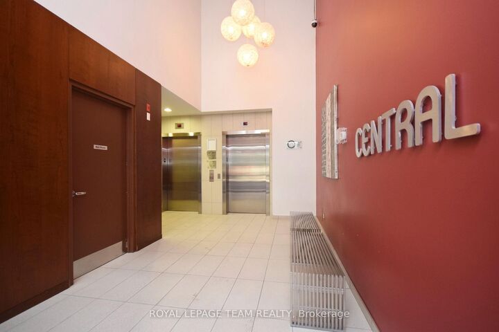 Property Photo: 349 McLeod Street 523 ON K2P 0S1