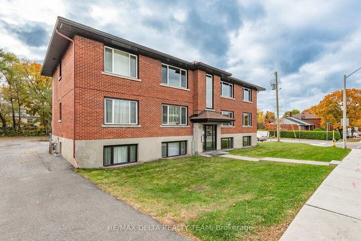 Property Photo:  416 Dovercourt Avenue 1  ON K2A 0T1 
