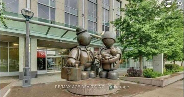Property Photo:  18 Yonge Street 712  ON M5E 1Z8 