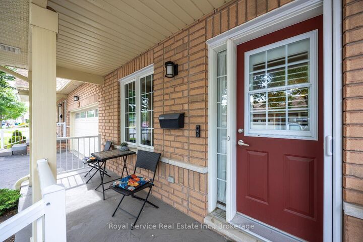 Property Photo: 877 Wentworth Street 6 ON K9J 8R7