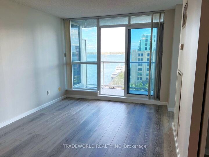 Property Photo: 8 York Street 1009 ON M5J 2Y2