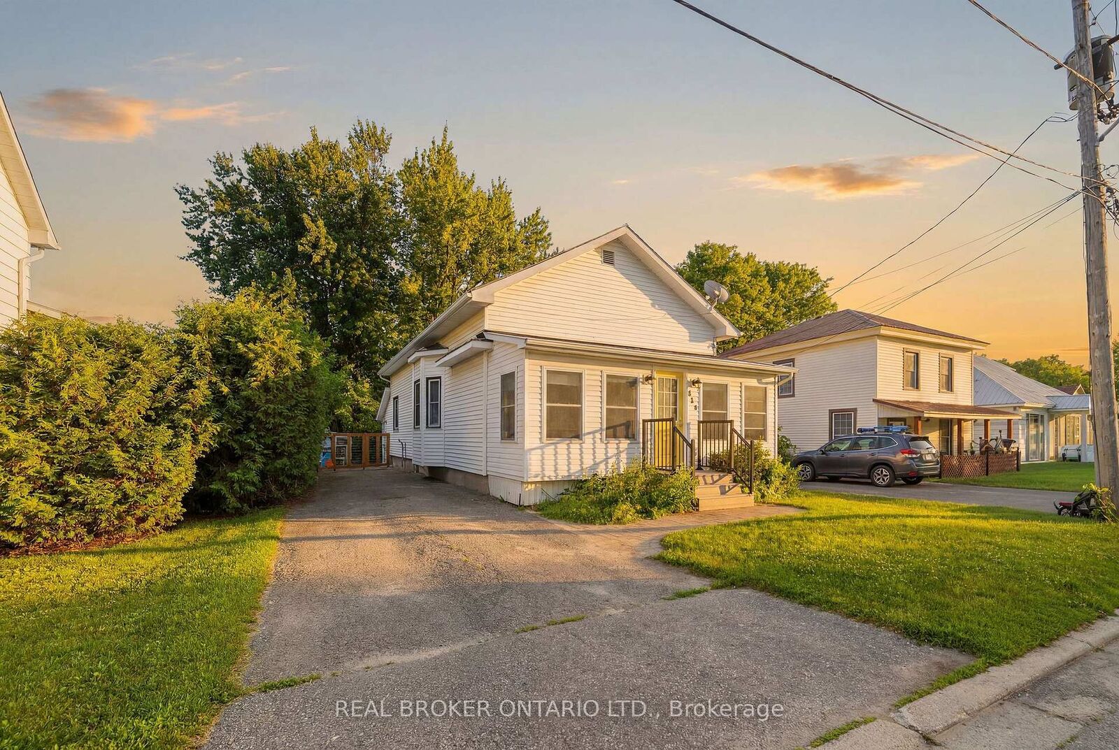 Property Photo: 110 Hagan Street ON K0G 1S0