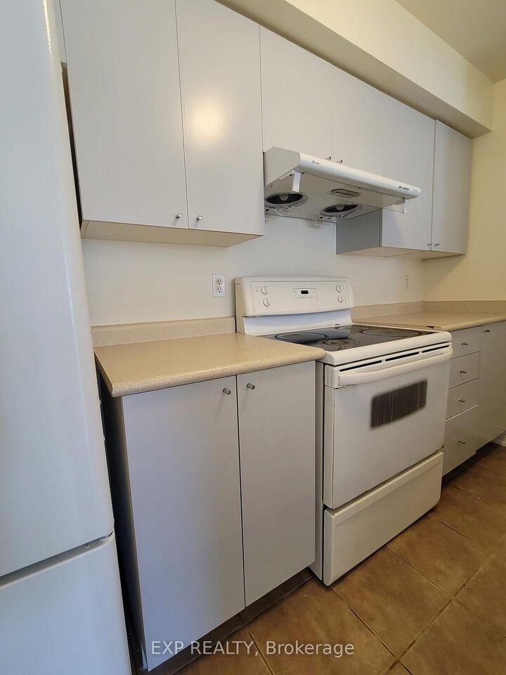 Property Photo: 4620 Guildwood Way 51 ON L5R 4H5
