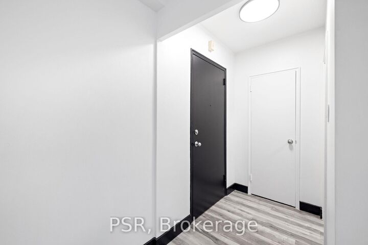 Property Photo:  600 Eglinton Avenue W 209  ON M5N 1C1 