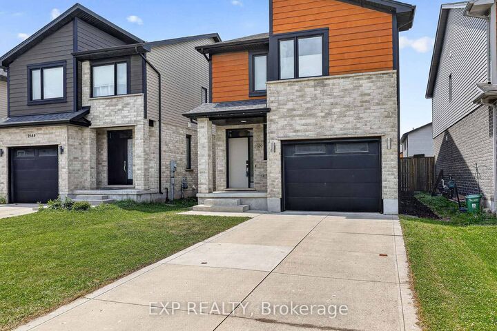 Property Photo: 2149 Tribalwood Street N ON N6G 0R5