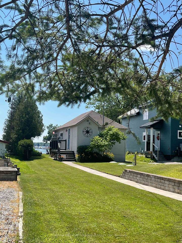 Property Photo: 4464 Plum Point Road ON L0K 2B0