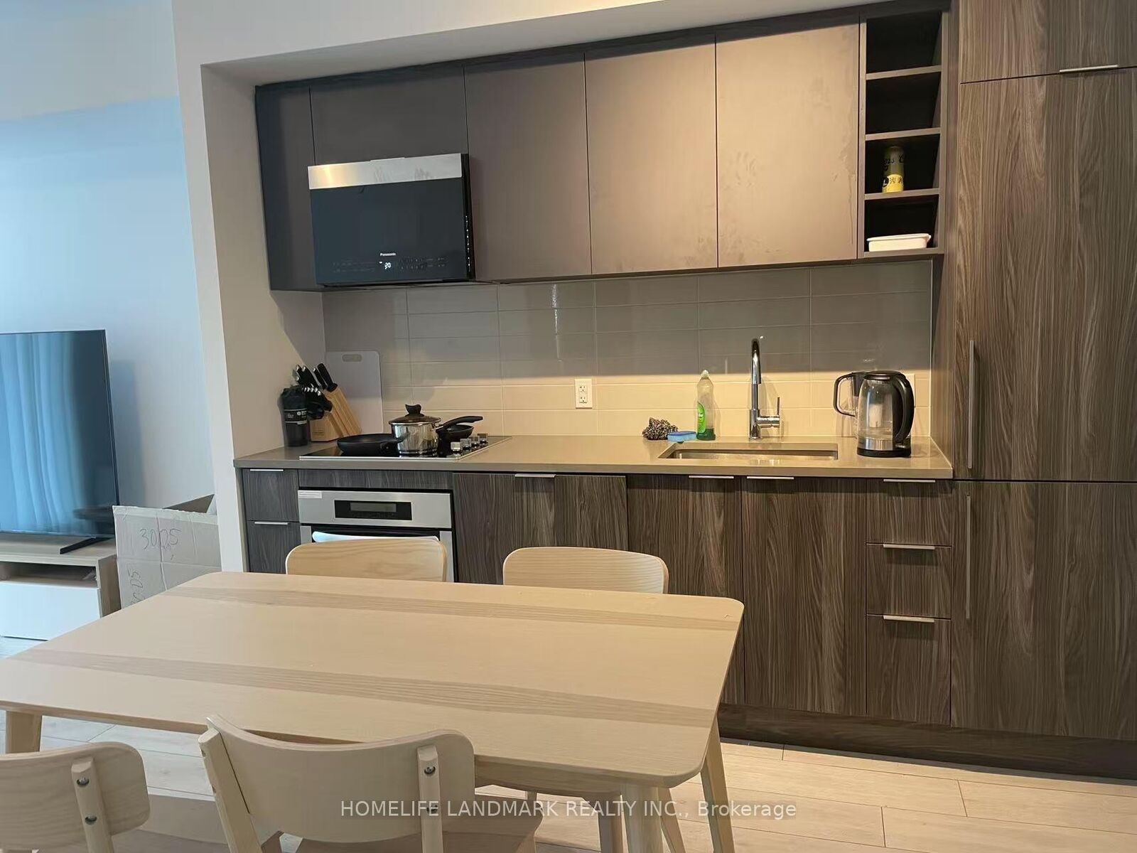Property Photo:  2033 Kennedy Road 3005  ON M1T 0B9 
