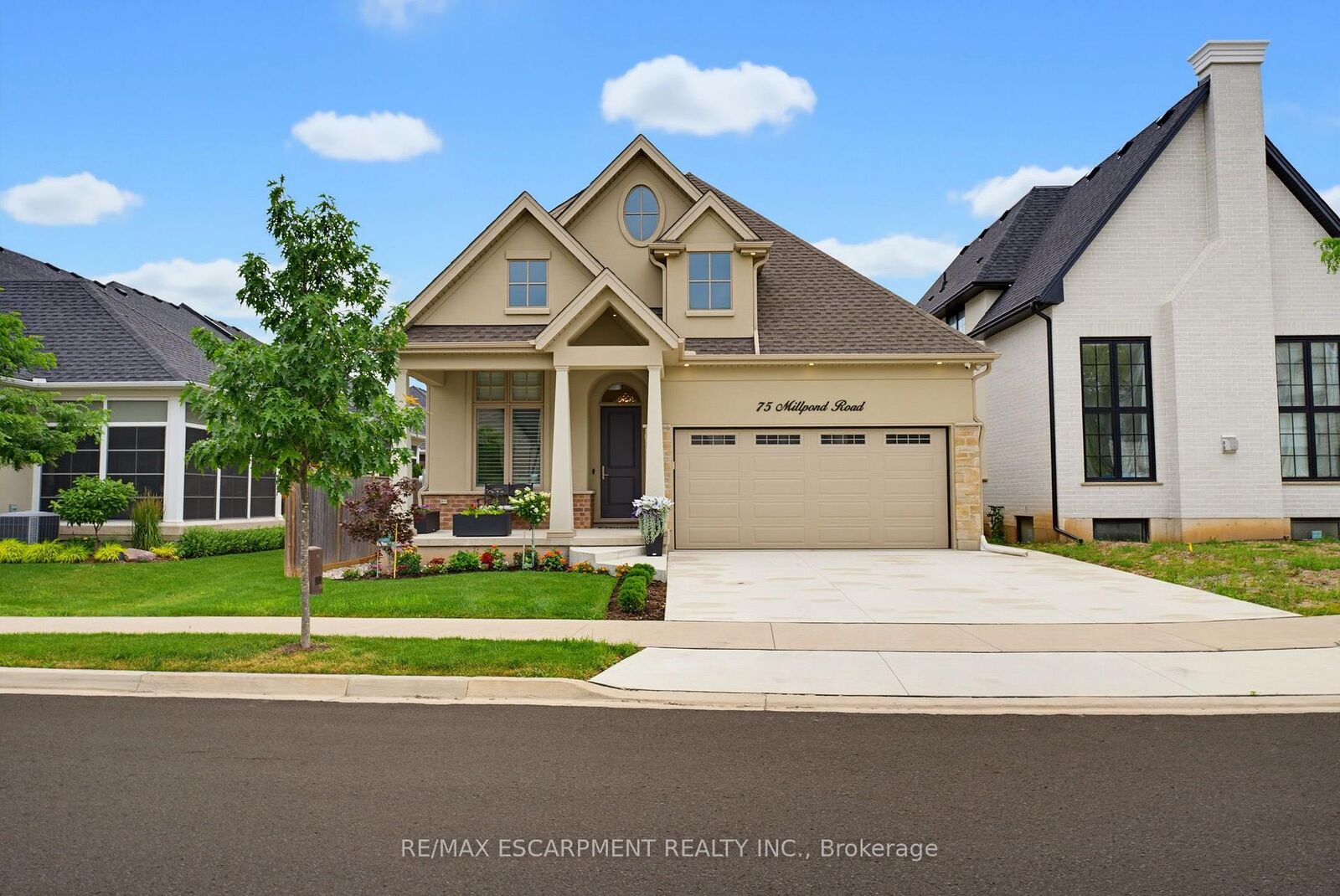 Property Photo: 75 Millpond Road ON L0S 1J0