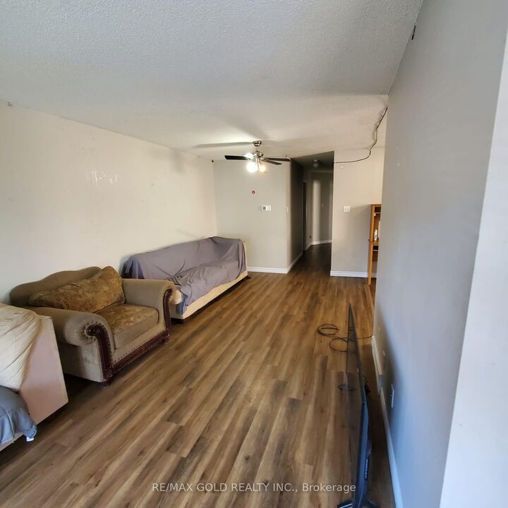 Property Photo:  972 Prosperity Court  ON N5V 5C7 