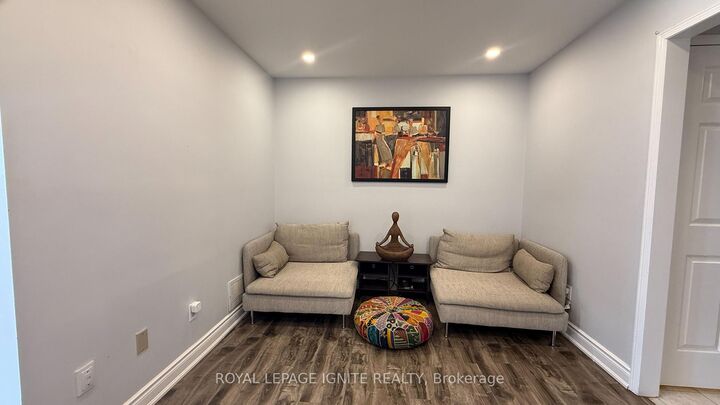 Property Photo:  3064 Turbine Crescent  ON L5M 6W9 