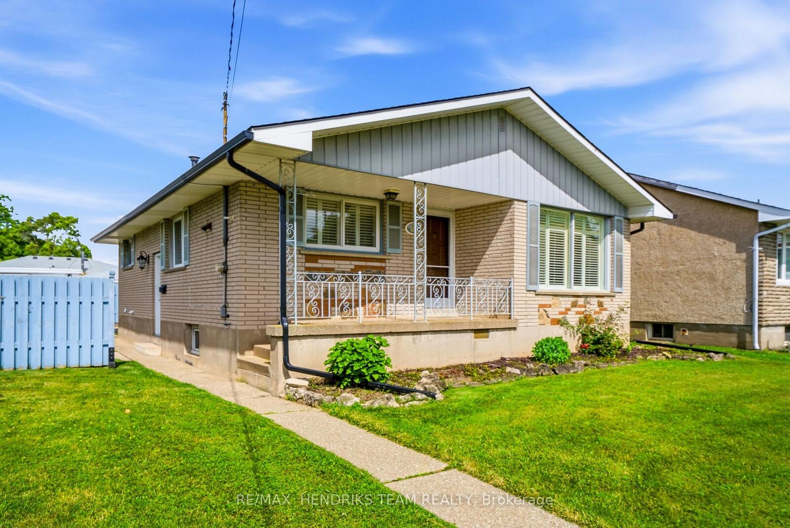 Property Photo: 160 Classic Avenue ON L3B 1P7