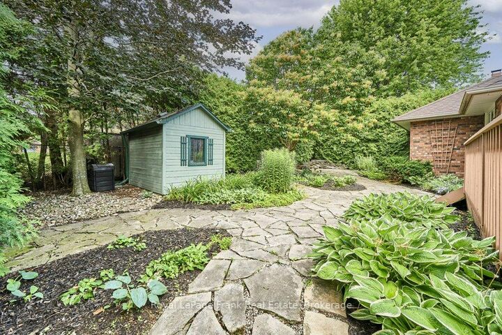Photo de la propriété:  137 Samac Trail  ON L1G 7V9 