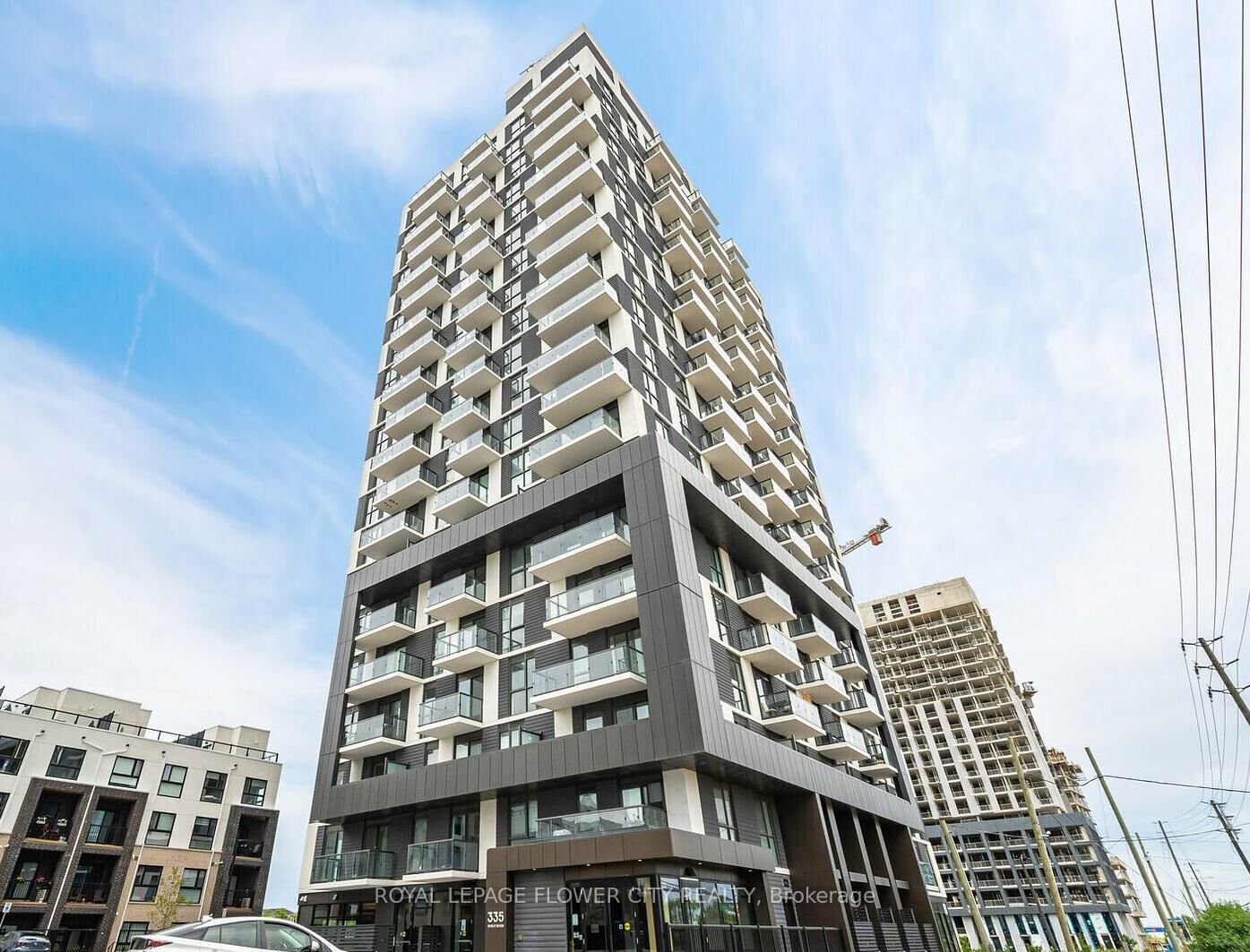 Property Photo:  335 Wheat Boom Drive 1807  ON L6H 7Y1 