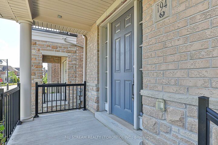 Property Photo: 194 Paradelle Drive ON L4E 0E4