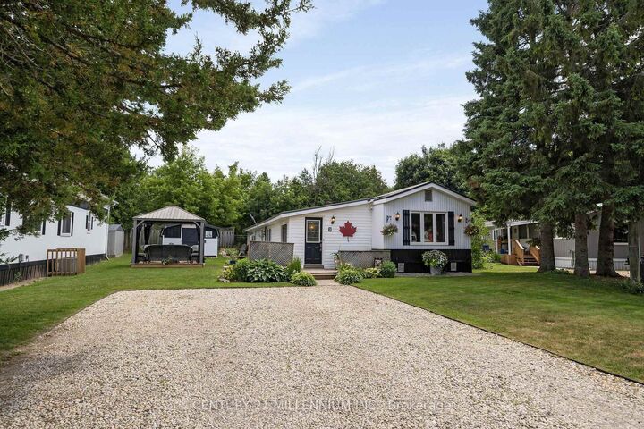7 Laurel Lane — photo 1