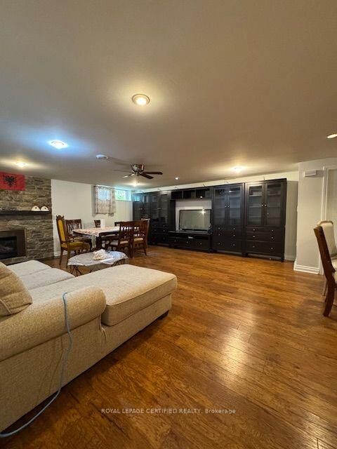 Property Photo: 2171 Corsair Road Lower Unit ON L5A 2L7