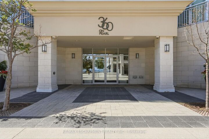 Property Photo:  360 Pearl Street 1302  ON L7R 1E1 