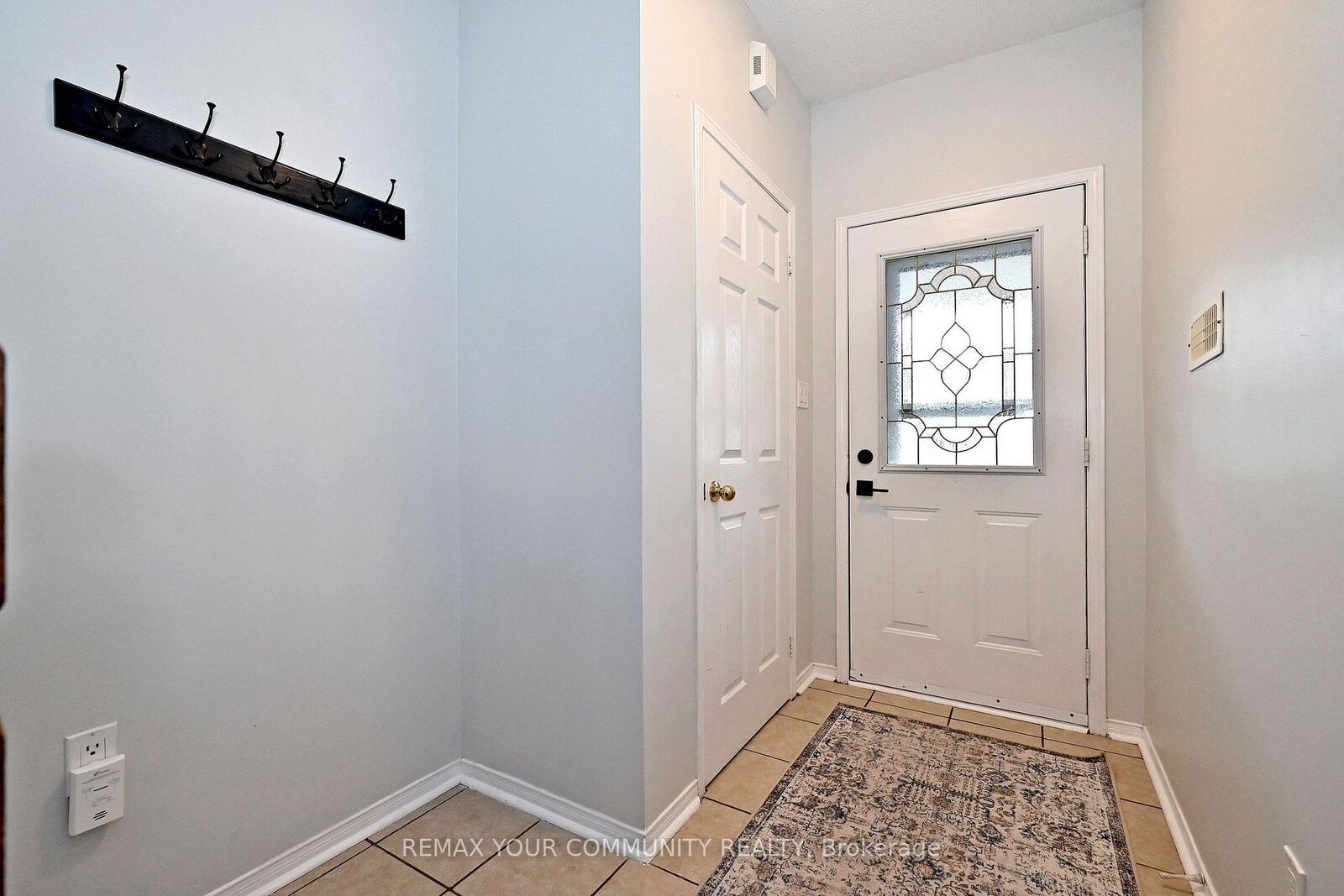 Property Photo:  57 Hattie Court  ON L4P 3Z8 