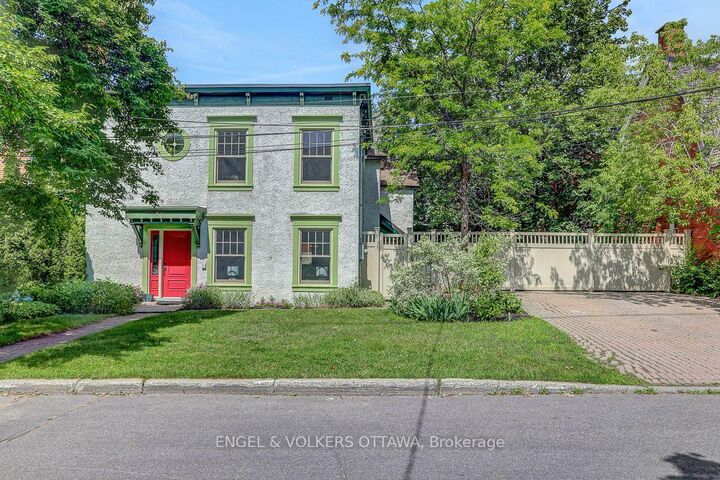 Property Photo: 50 Charles Street ON K1M 2H2