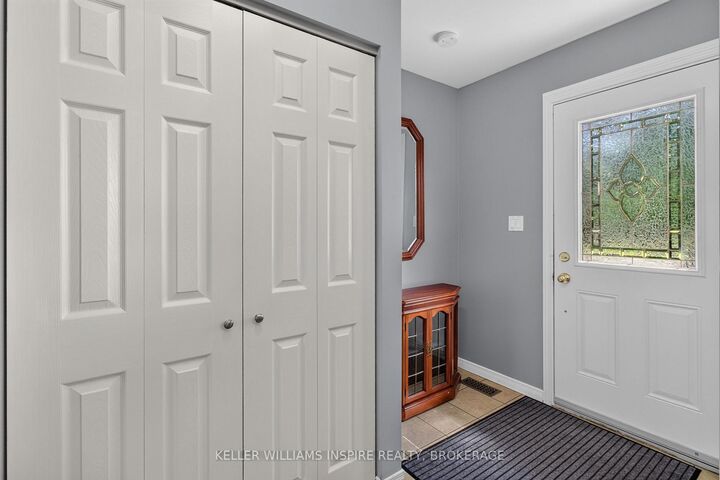 Property Photo:  38 Westran Road  ON K7N 1R9 